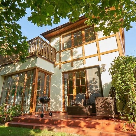 Seayou Yellow House Villa Rogowo  Luaran gambar