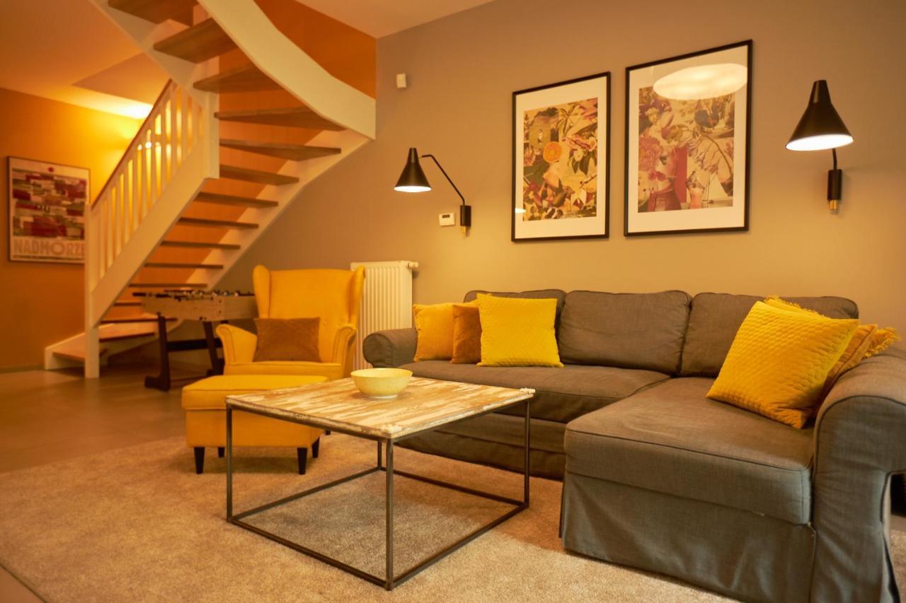 Seayou Yellow House Villa Rogowo  Luaran gambar