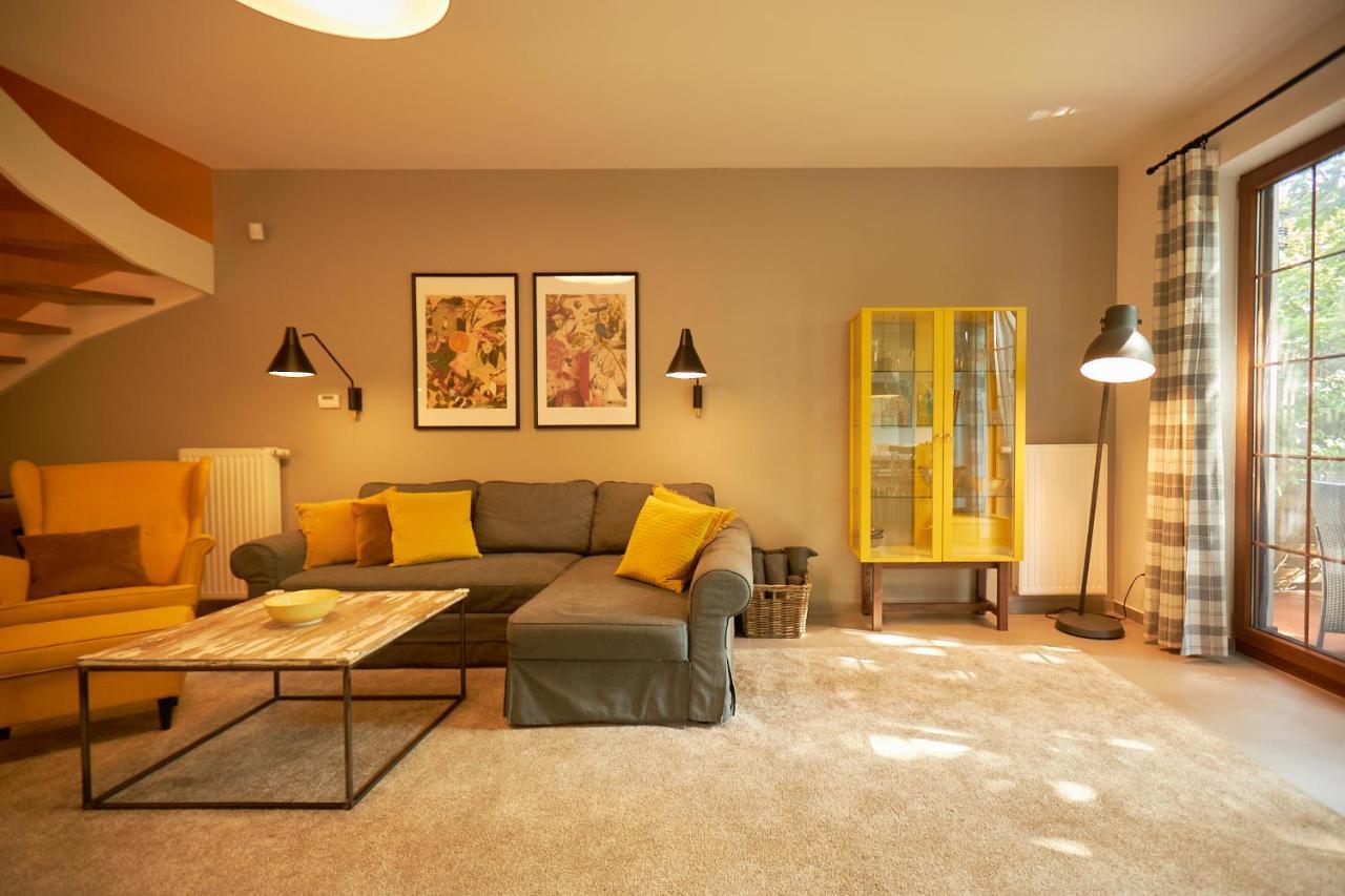 Seayou Yellow House Villa Rogowo  Luaran gambar