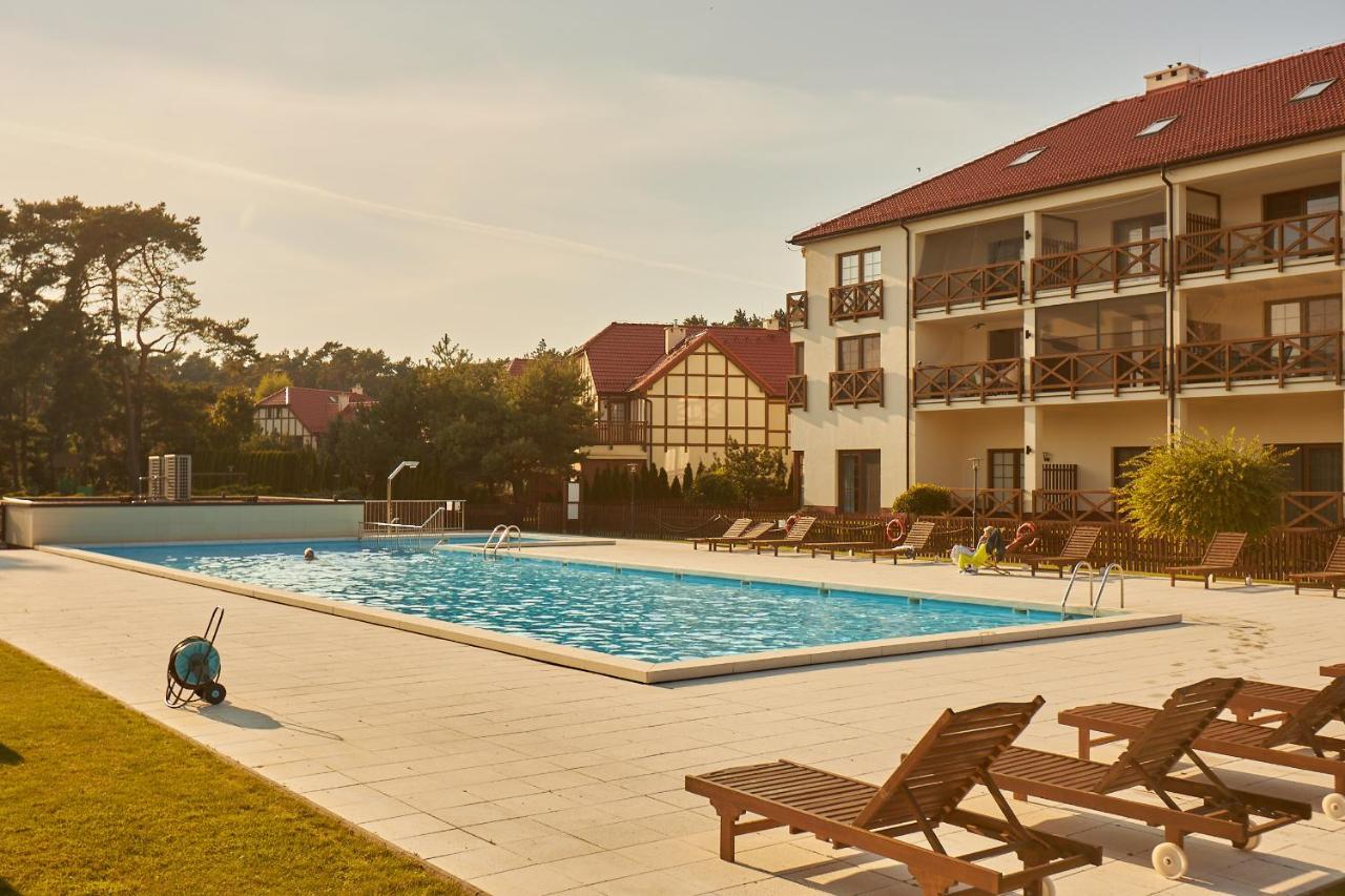 Seayou Yellow House Villa Rogowo  Luaran gambar