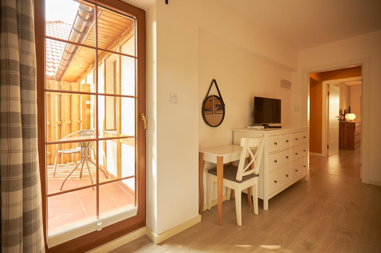 Seayou Yellow House Villa Rogowo  Luaran gambar