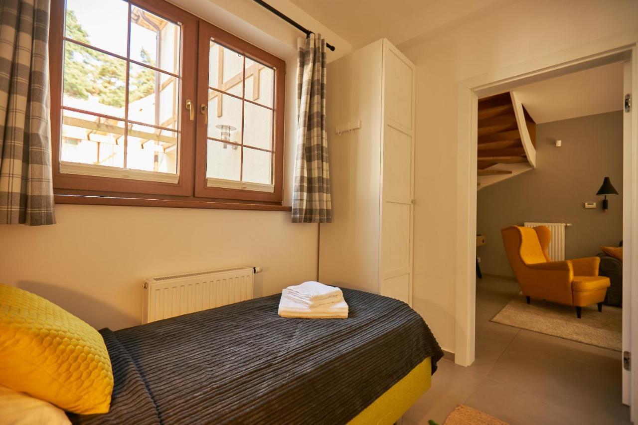 Seayou Yellow House Villa Rogowo  Luaran gambar